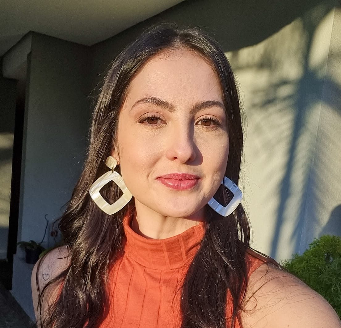 Roberta Perez | Cursos e conteúdos gratuitos